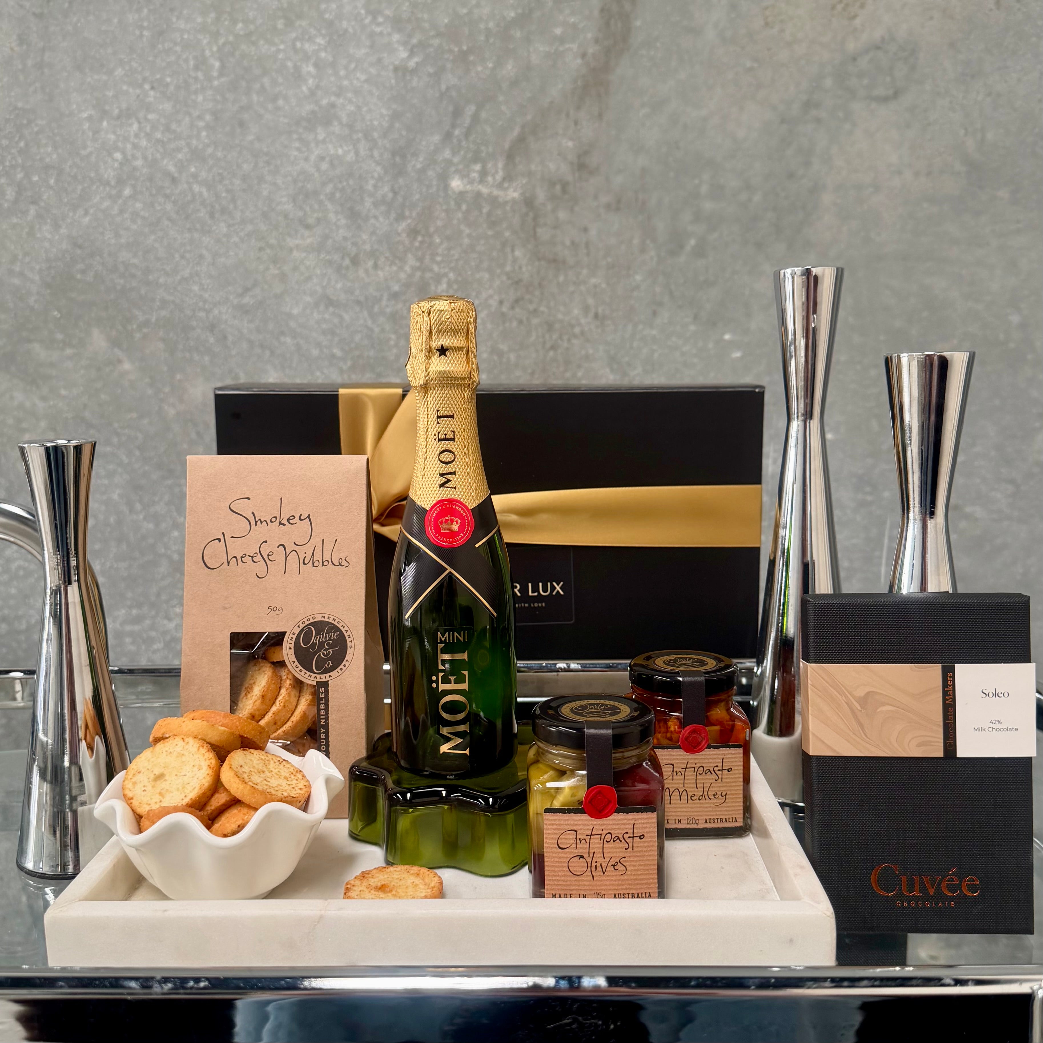 Mini Moët & Gourmet Nibbles Hamper