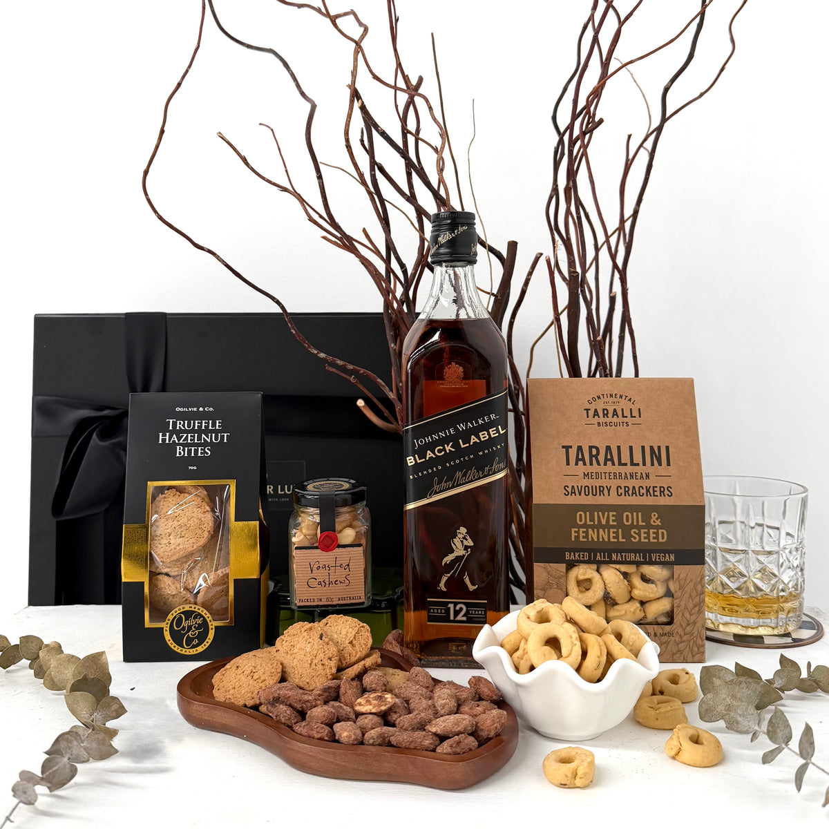 Johnnie Walker Black Label Whisky Gift Hamper