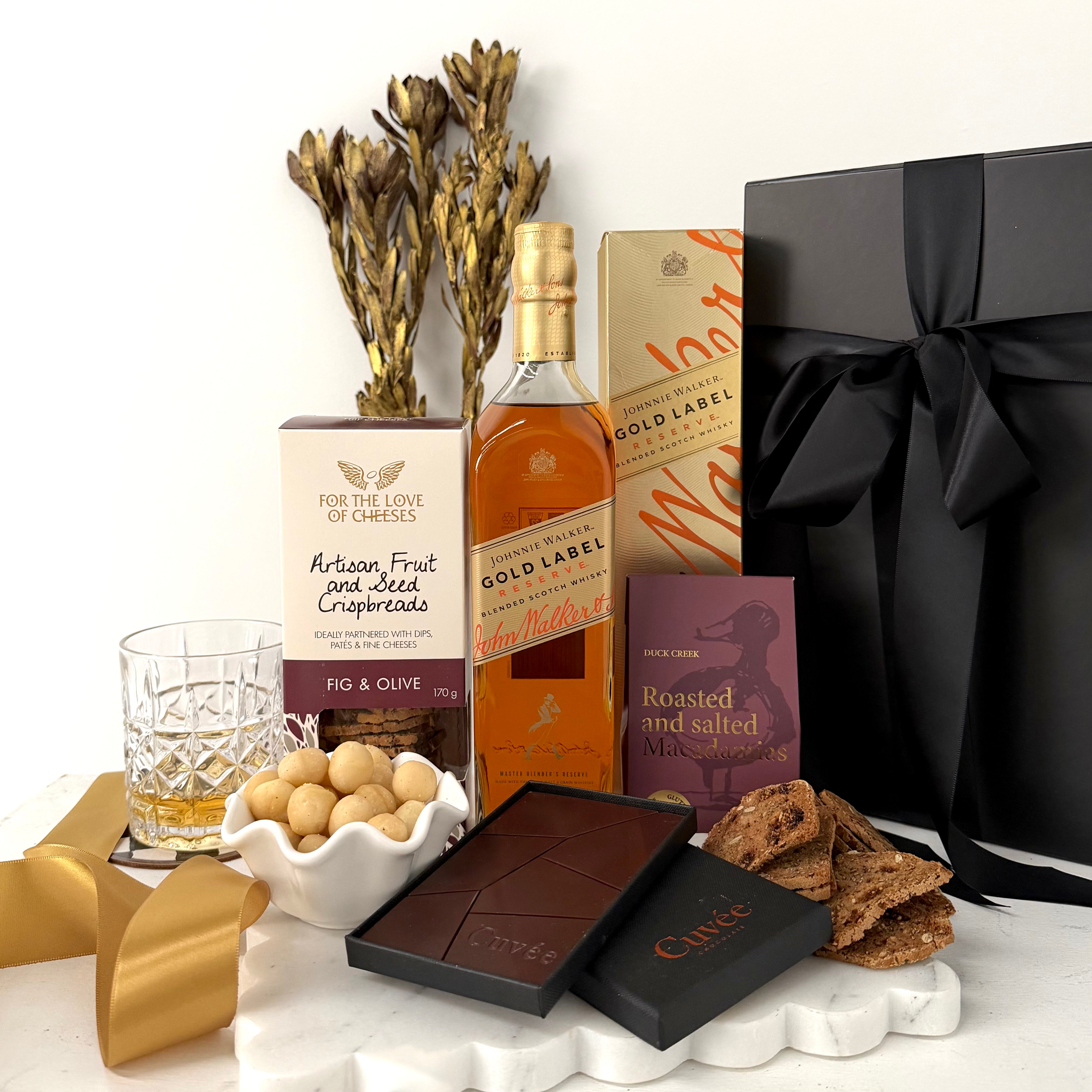 Johnnie Walker Gold Label Whisky Gift Hamper