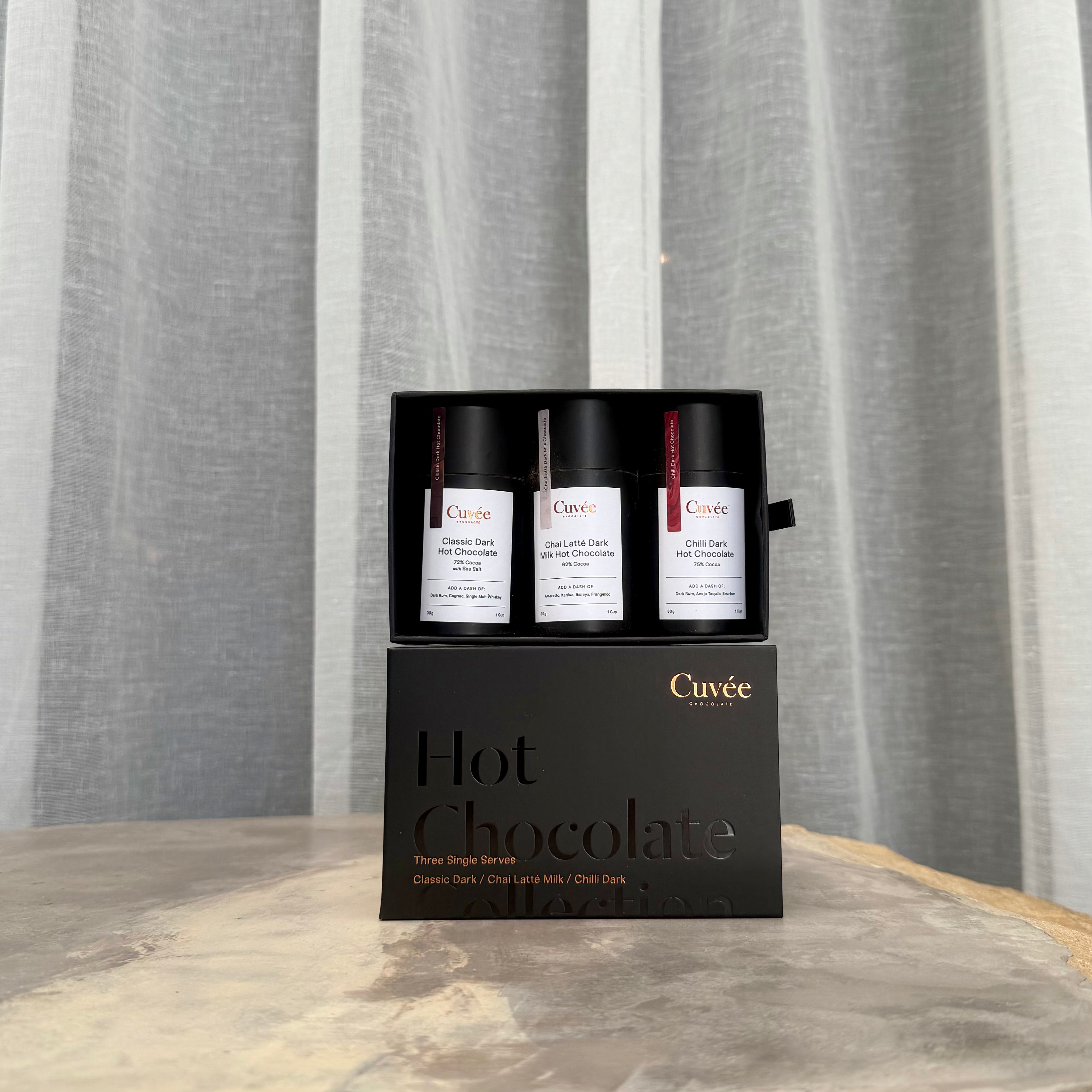 Saigon by Night | Moët & Chandon Gold Champagne Luxury Gift Box