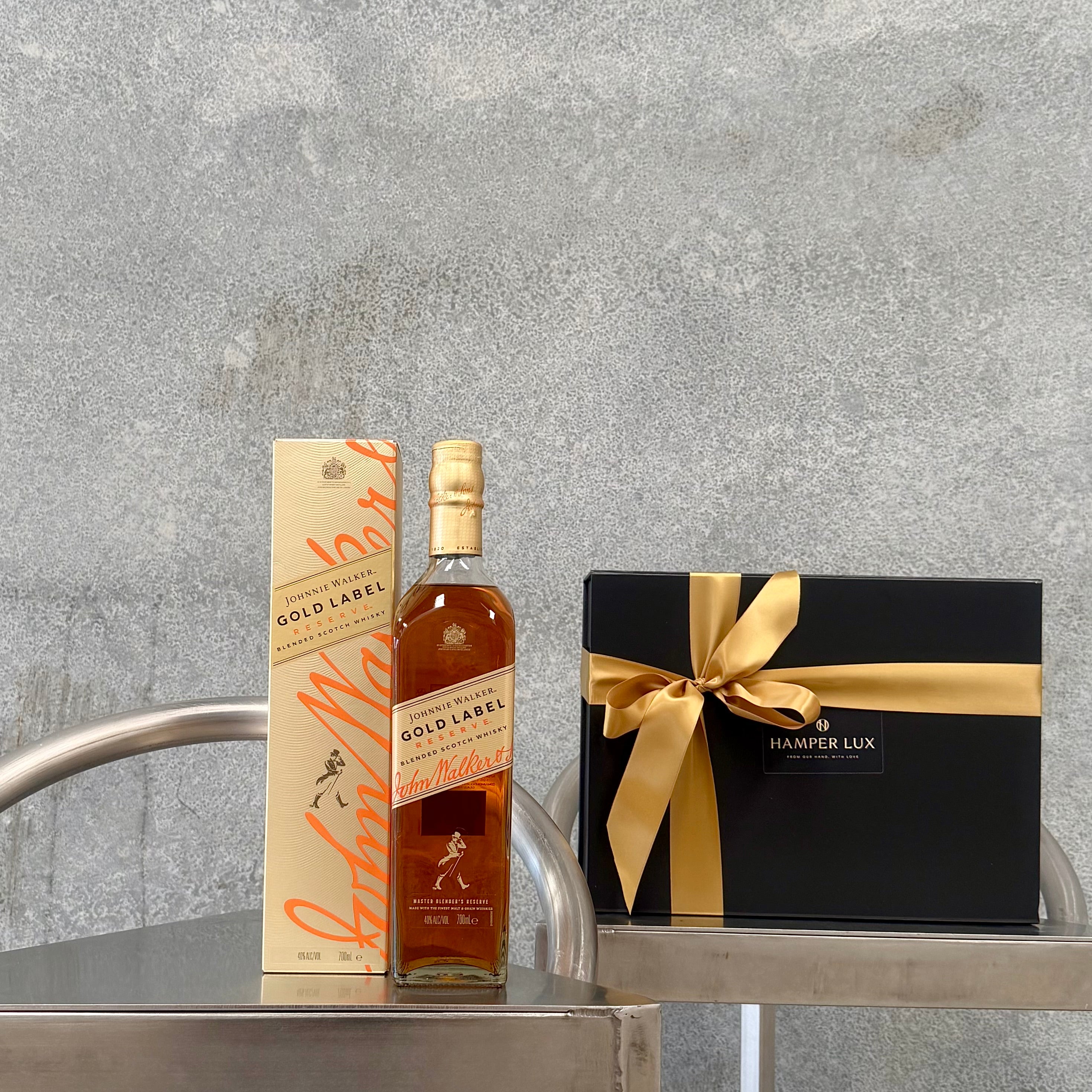 Johnnie Walker Gold Label Whisky Gift Hamper