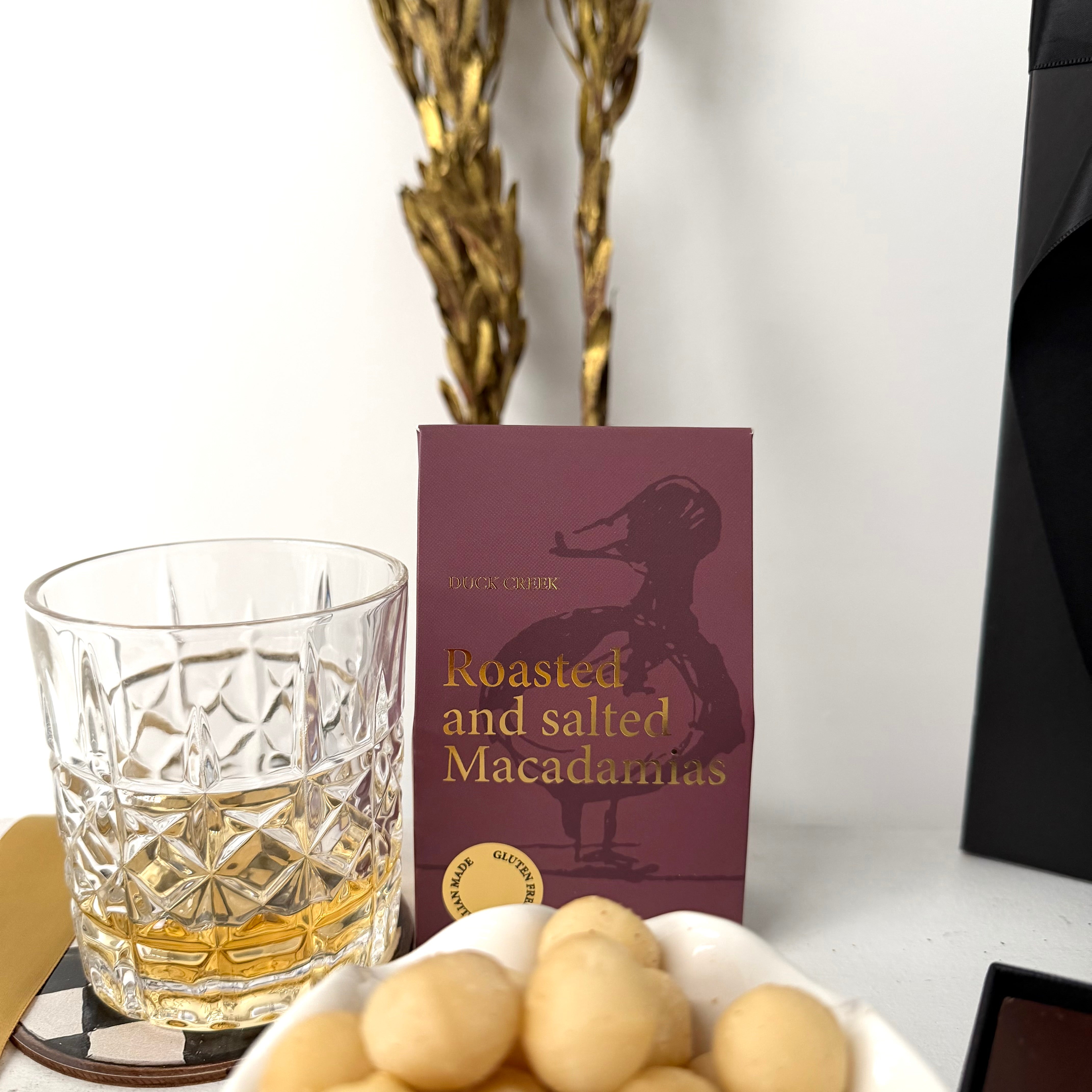 Johnnie Walker Gold Label Whisky Gift Hamper