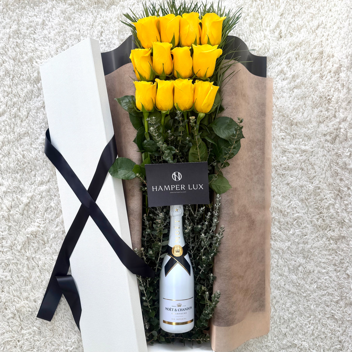 Yellow Roses & Moët Chandon Hamper